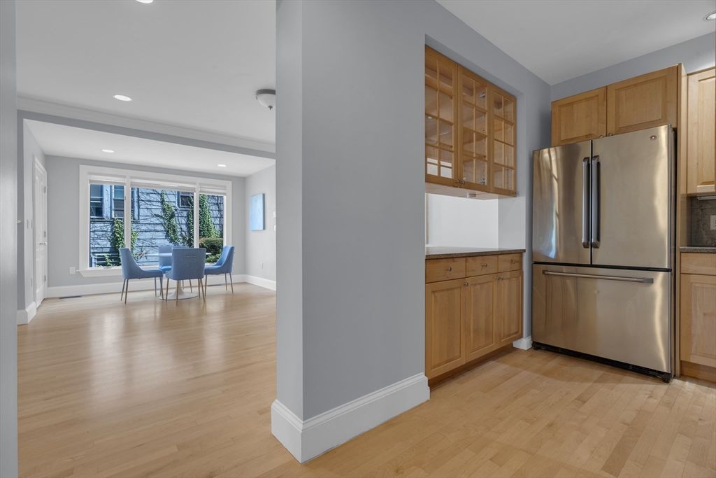 89 Winthrop Road, Unit 3 Brookline, MA 02445 - Photo 16 of 40