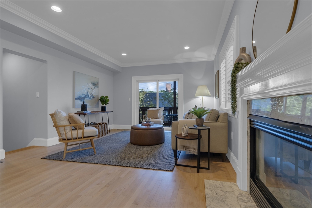 89 Winthrop Road, Unit 3 Brookline, MA 02445 - Photo 2 of 40