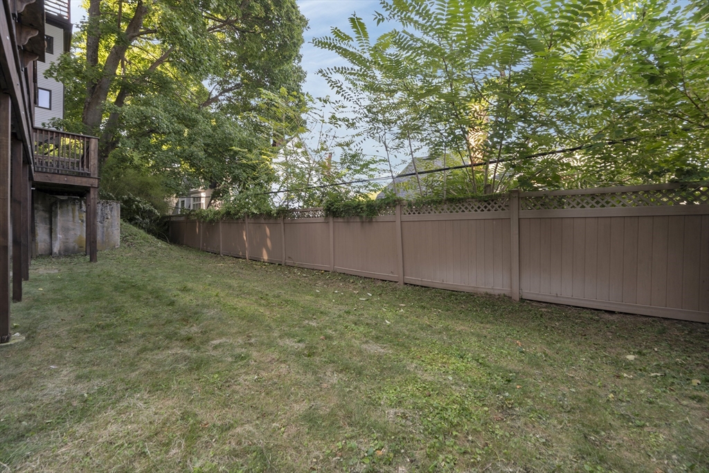 89 Winthrop Road, Unit 3 Brookline, MA 02445 - Photo 33 of 40