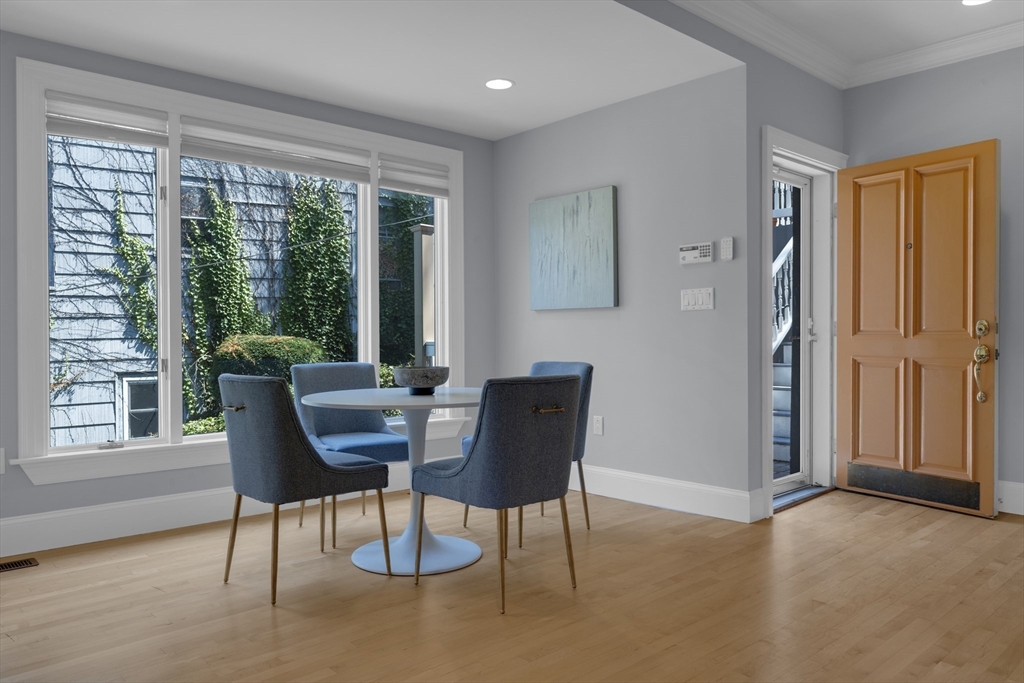 89 Winthrop Road, Unit 3 Brookline, MA 02445 - Photo 9 of 40