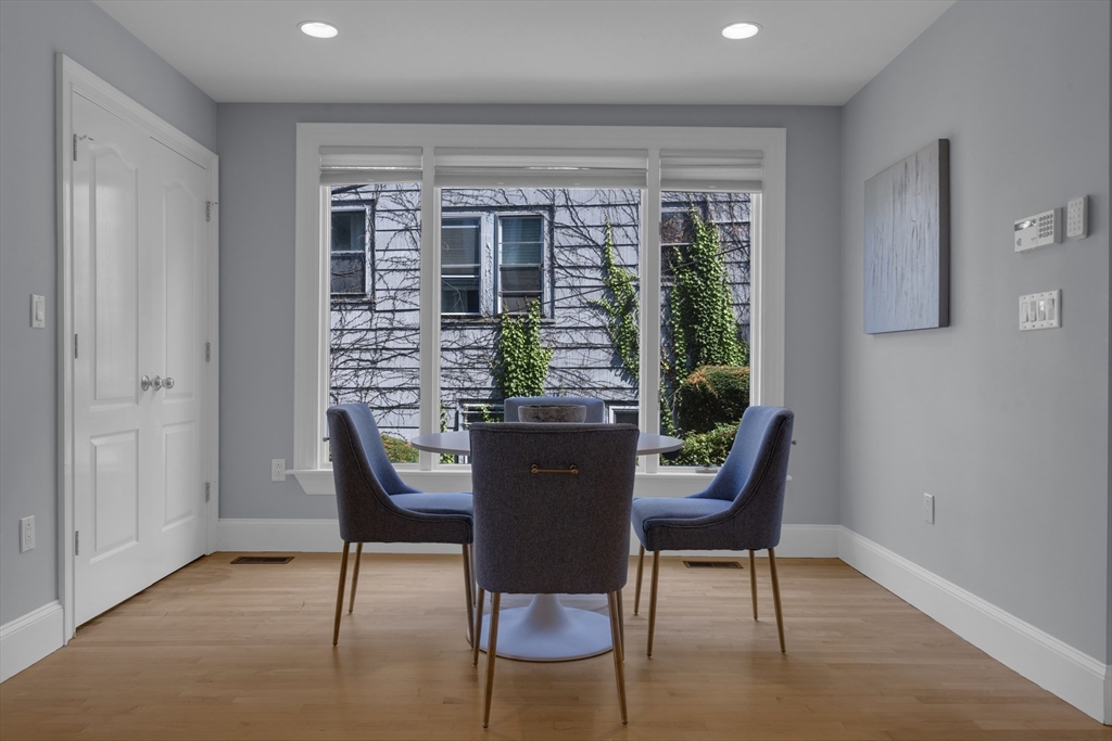 89 Winthrop Road, Unit 3 Brookline, MA 02445 - Photo 10 of 40