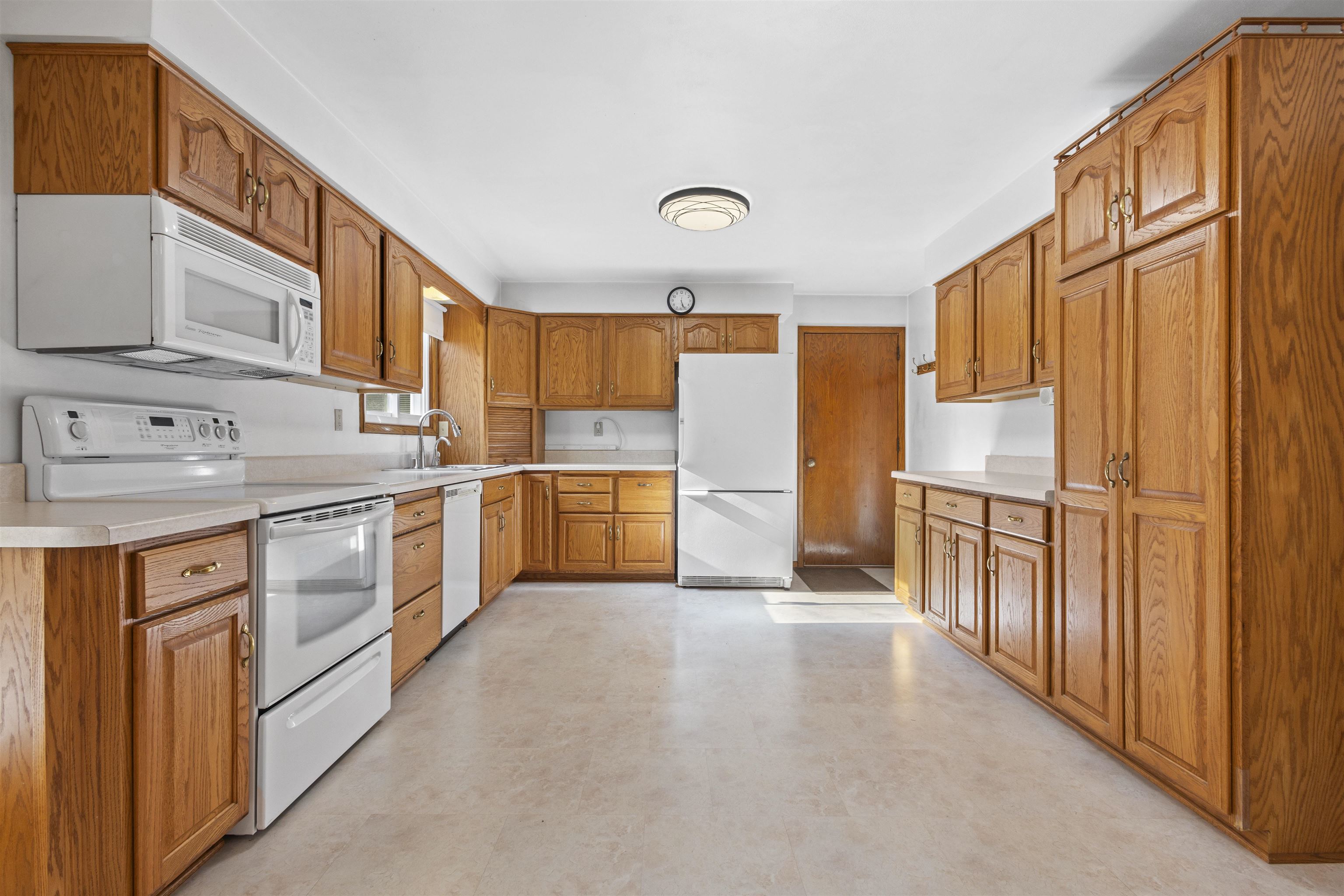 6911 Fahley Road Oshkosh, WI 54904 - Photo 29 of 62