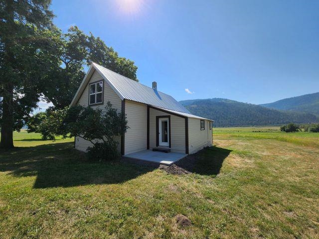 3385 Deep Lake Boundary Road Colville, WA 99114 - Photo 2 of 18 Gallery Image 2