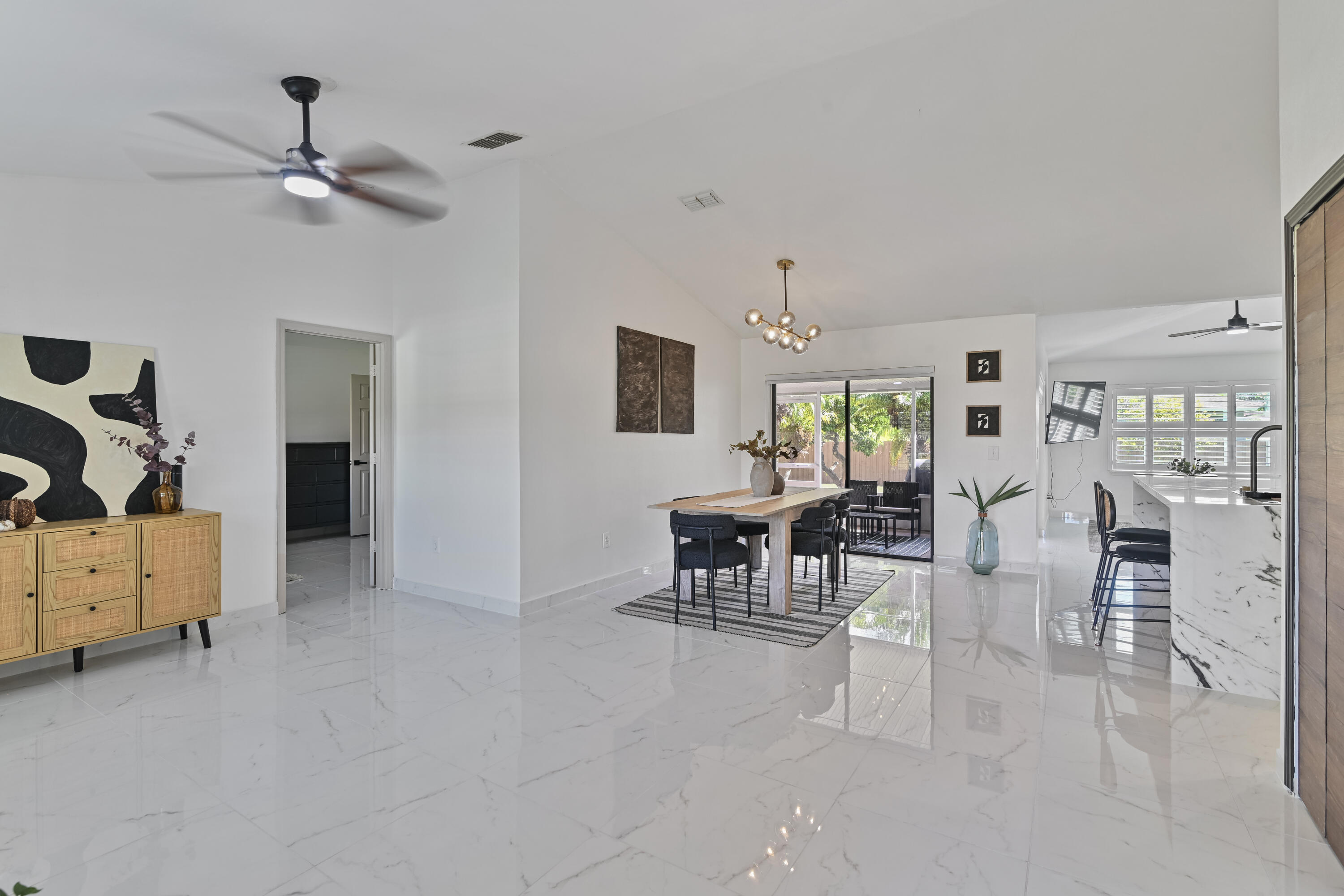 4181 Southwest Rardin Street Port St. Lucie, FL 34953 - Photo 7 of 34 DSC_9595_1728045131_23541_4