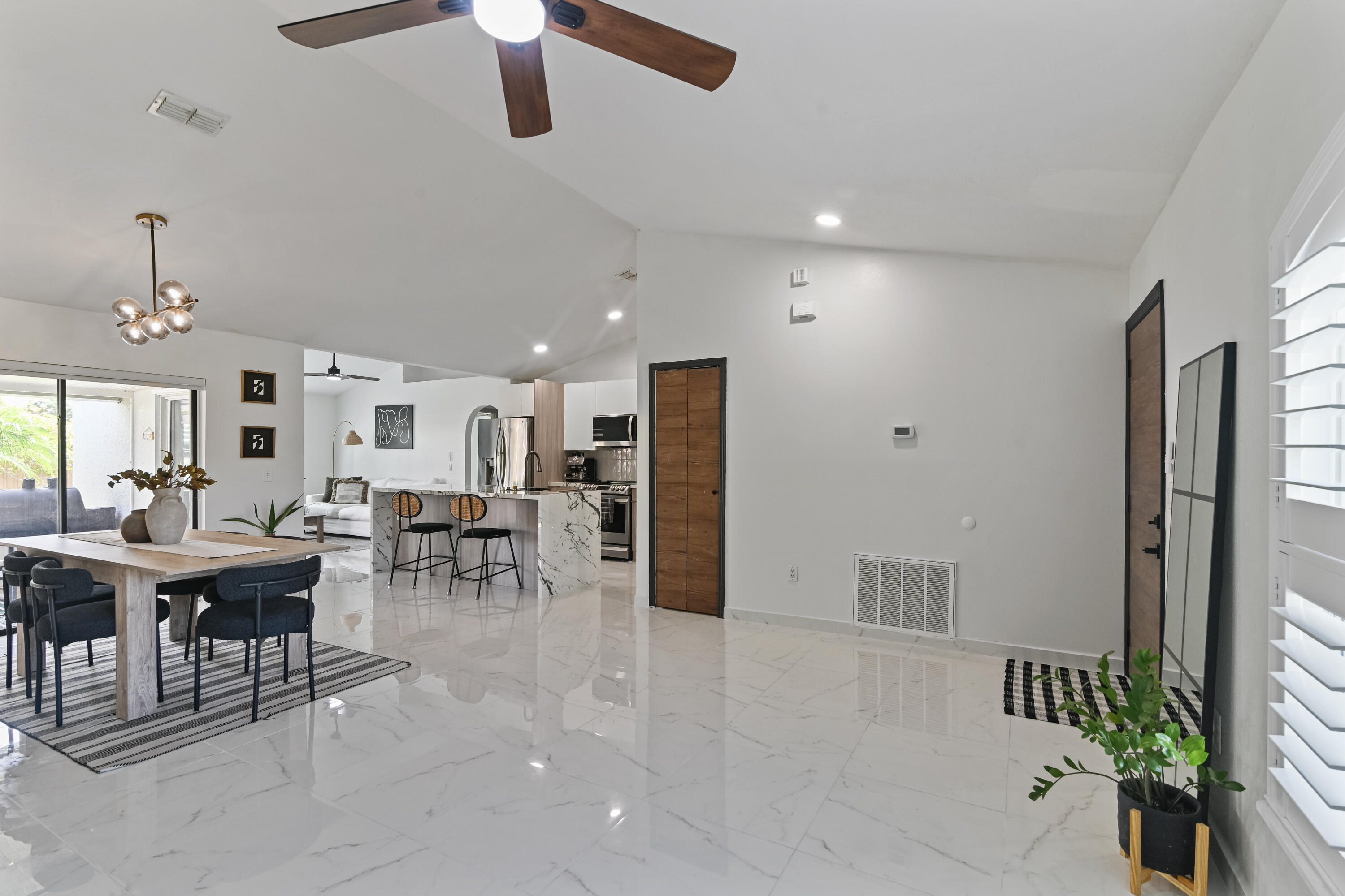 4181 Southwest Rardin Street Port St. Lucie, FL 34953 - Photo 8 of 34 DSC_9597_1728045060_23541_4