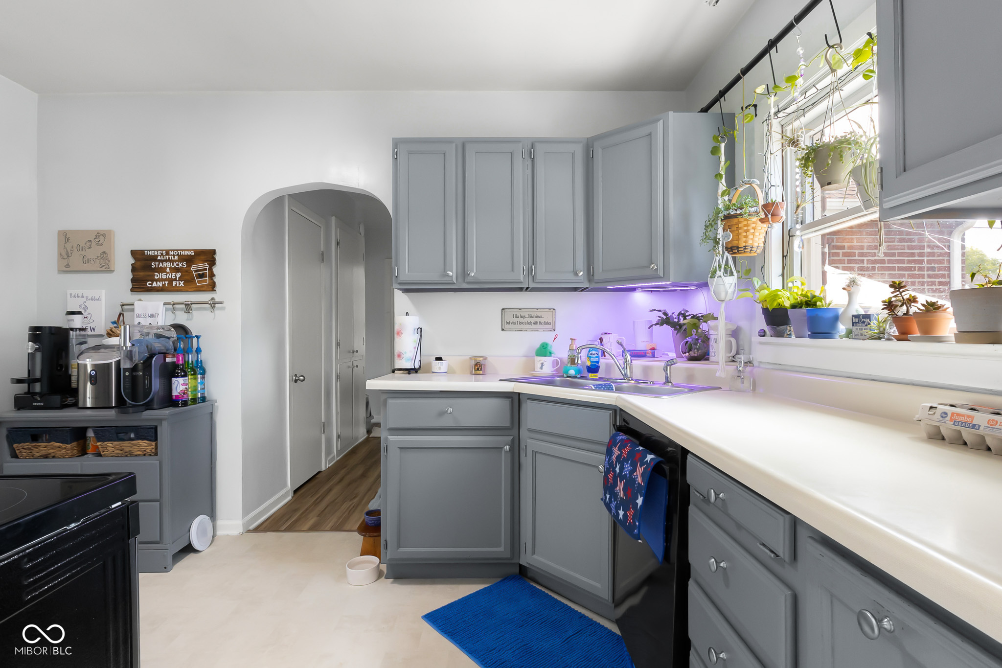 2411 Ohio Avenue Columbus, IN 47201 - Photo 14 of 49