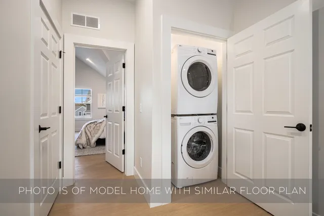 $1,200,000 | 710 Turnock Street, South Bend, IN 46617