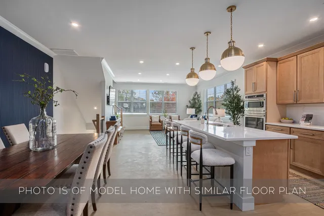 $1,200,000 | 710 Turnock Street, South Bend, IN 46617