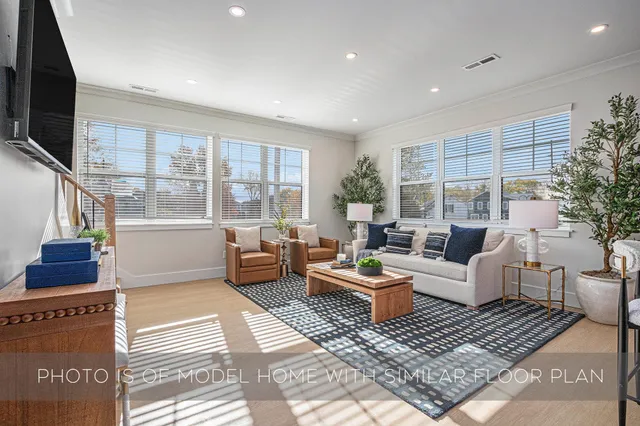 $1,200,000 | 710 Turnock Street, South Bend, IN 46617