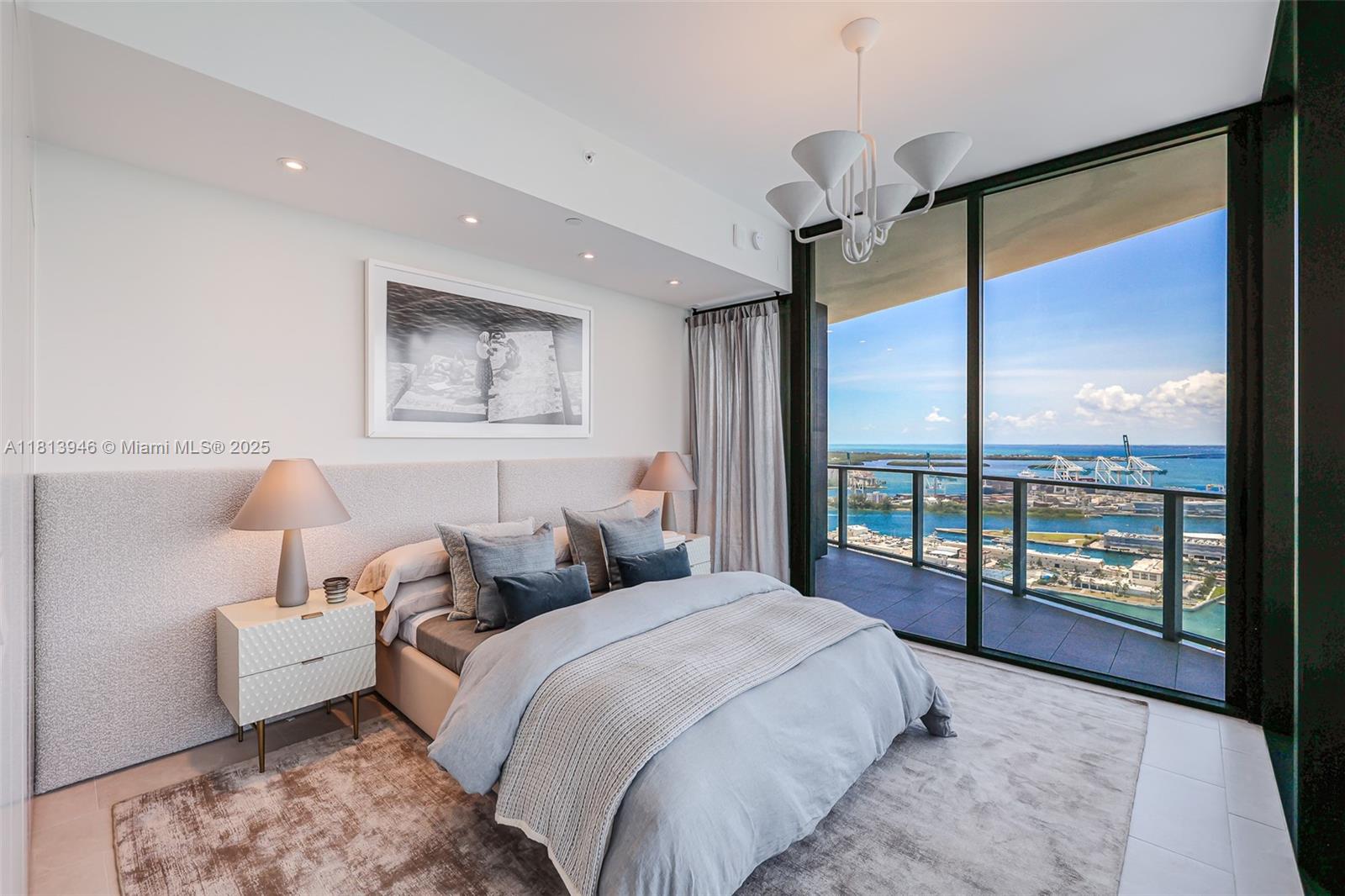 500 Alton Road, Unit 3603 Miami Beach, FL 33139 - Photo 11 of 48 Gallery Image 11