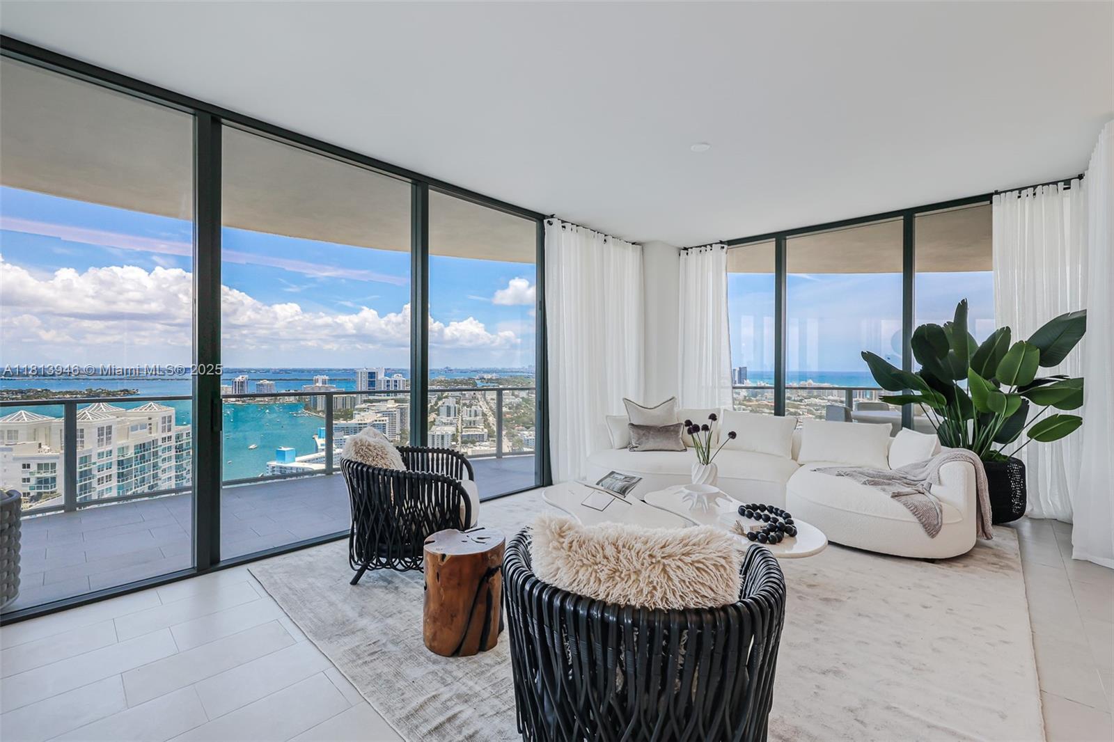 500 Alton Road, Unit 3603 Miami Beach, FL 33139 - Photo 3 of 48 Gallery Image 3