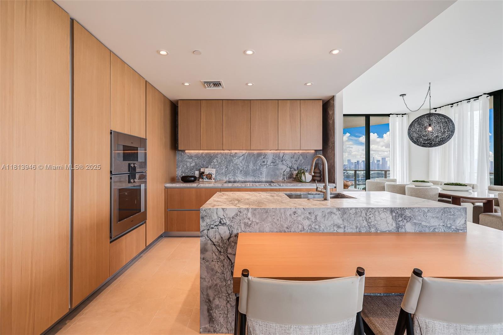500 Alton Road, Unit 3603 Miami Beach, FL 33139 - Photo 10 of 48 Gallery Image 10