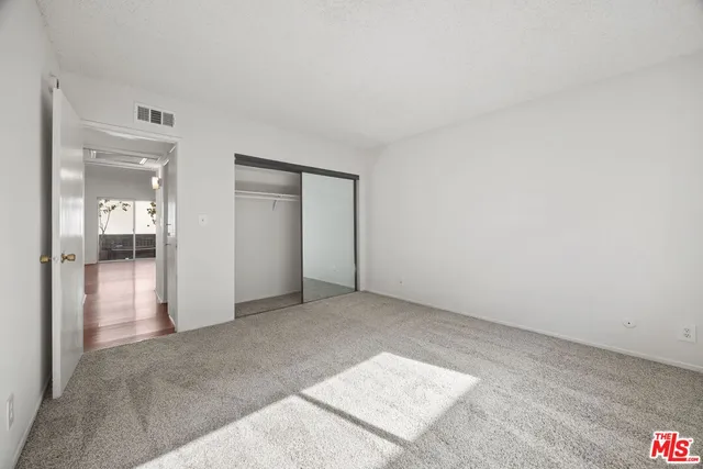 $389,000 | 5400 Newcastle Avenue, Unit 66, Encino, CA 91316