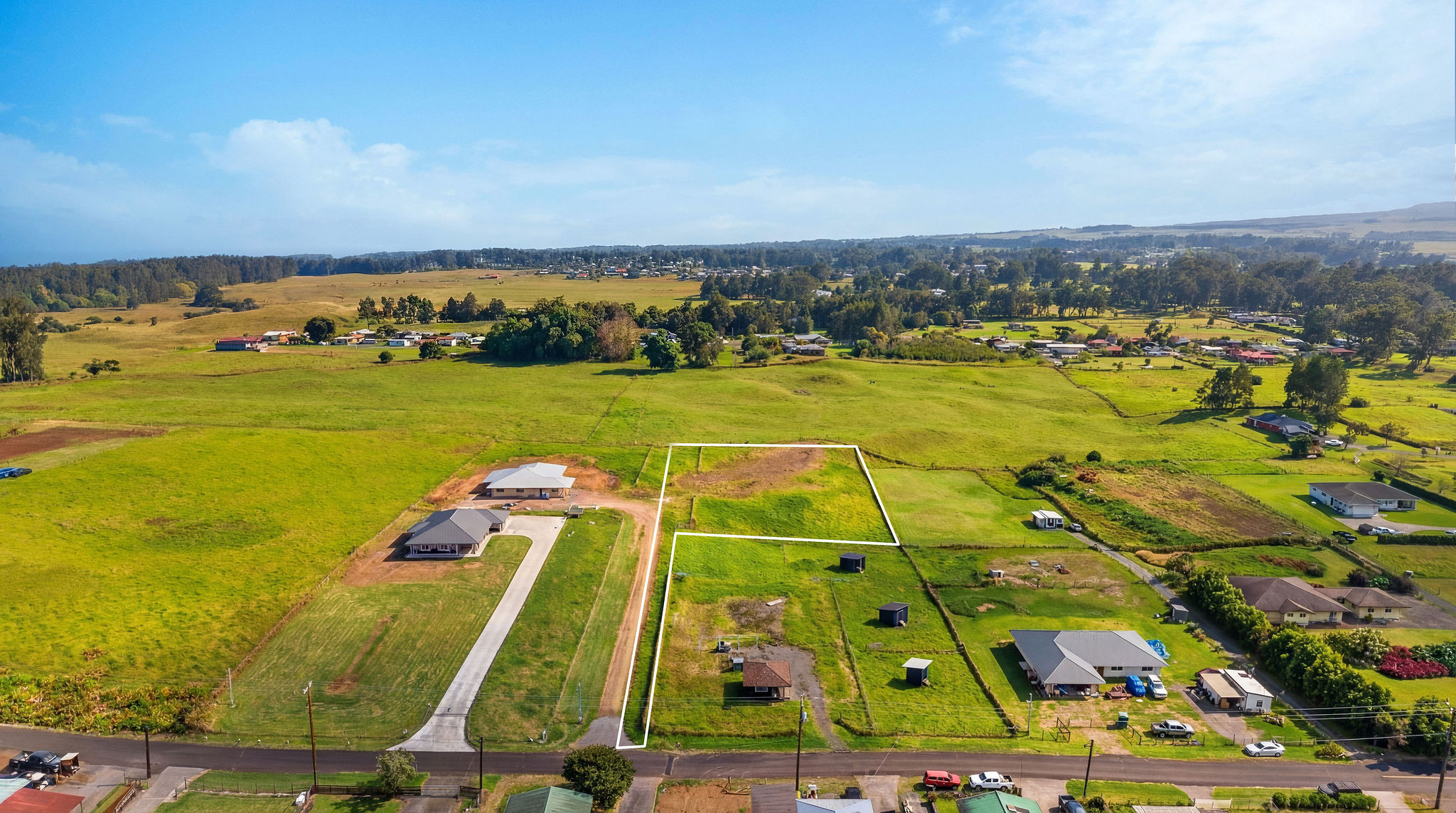 an aerial view of tennis court