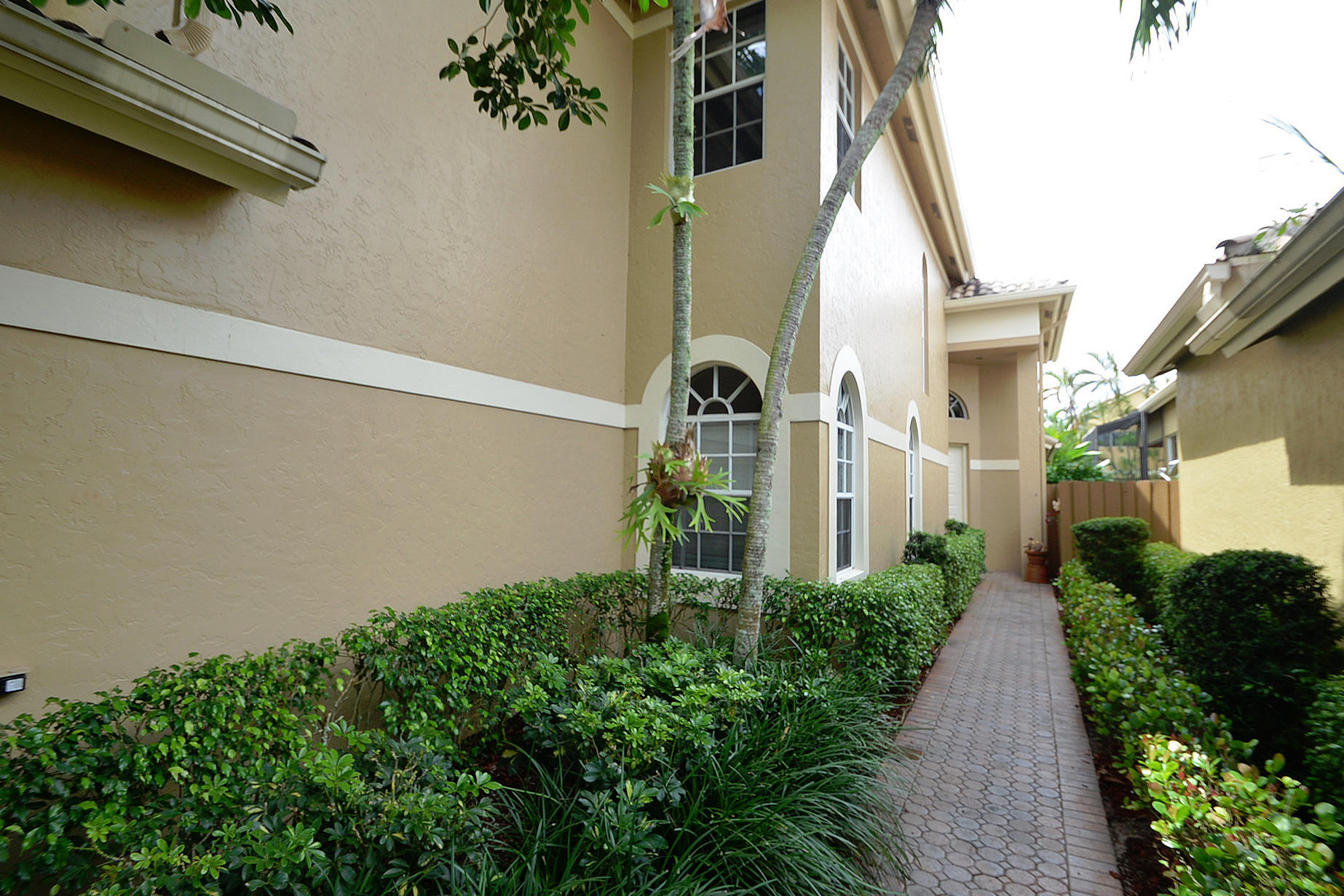 6613 Northwest 25th Way Boca Raton, FL 33496 - Photo 2 of 29 DSC_4252