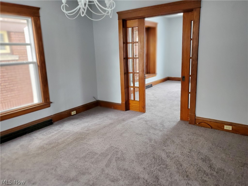 346 West Prospect Road Ashtabula, OH 44004 - Photo 9 of 23