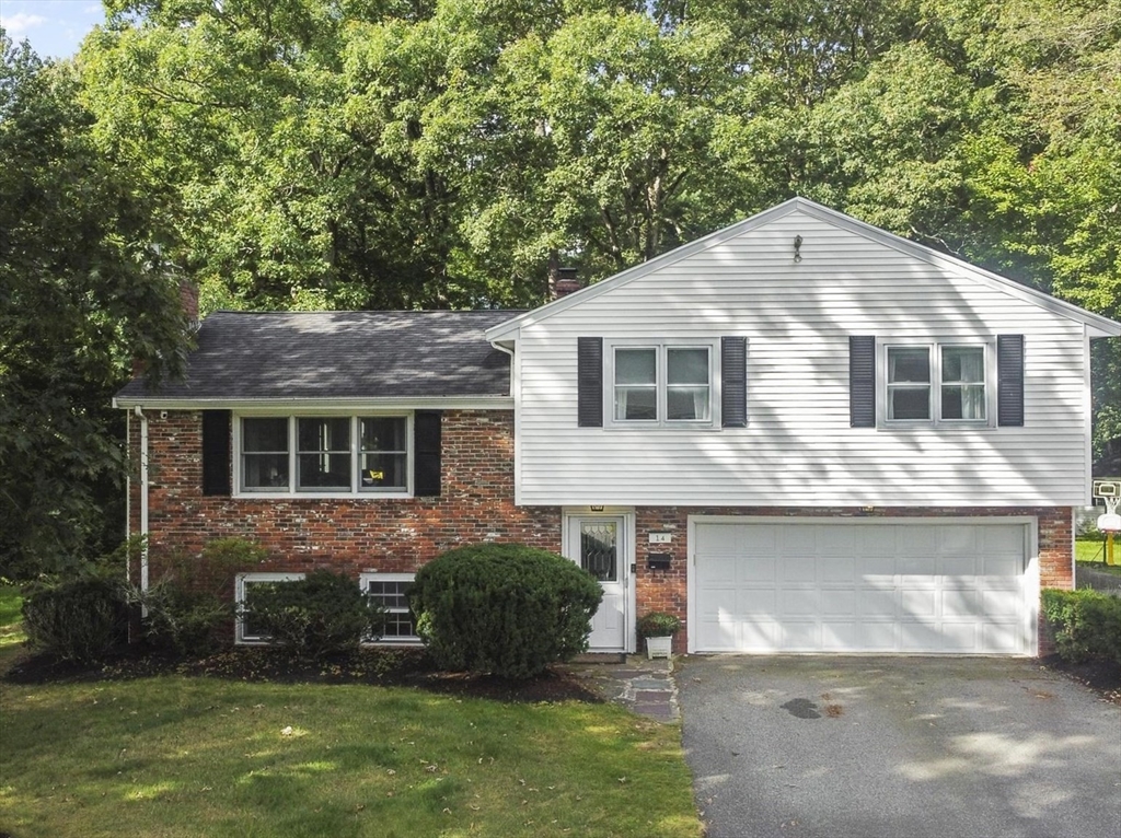 14 Pine Ridge Road North Reading, MA 01864 - Photo 1 of 34 Gallery Image 1