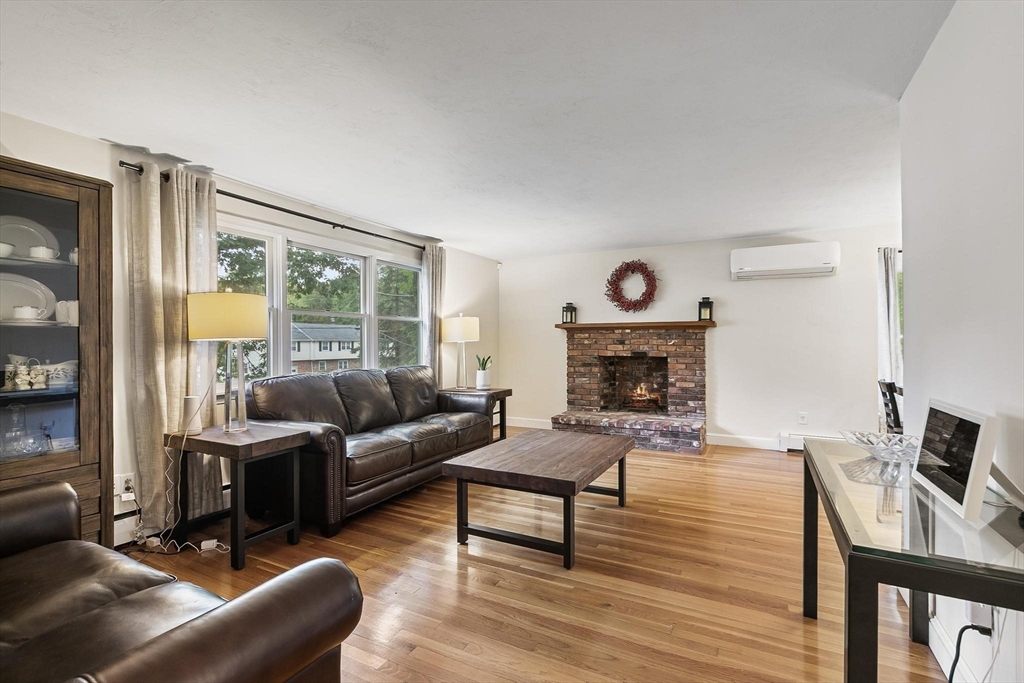 14 Pine Ridge Road North Reading, MA 01864 - Photo 11 of 34 Gallery Image 11