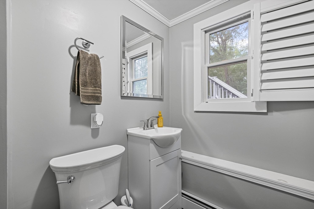 14 Pine Ridge Road North Reading, MA 01864 - Photo 12 of 34 Gallery Image 12