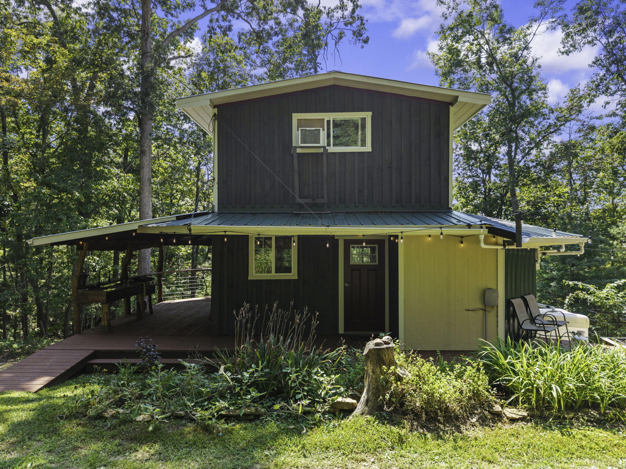 258 Black Bear Ridge Road Campton, KY 41301 - Photo 5 of 50 5-web-or-mls-DJI_20260916141559_0091_D