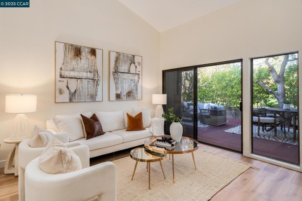 1942-1942 Rancho Verde Circle East Danville, CA 94526 - Photo 18 of 45