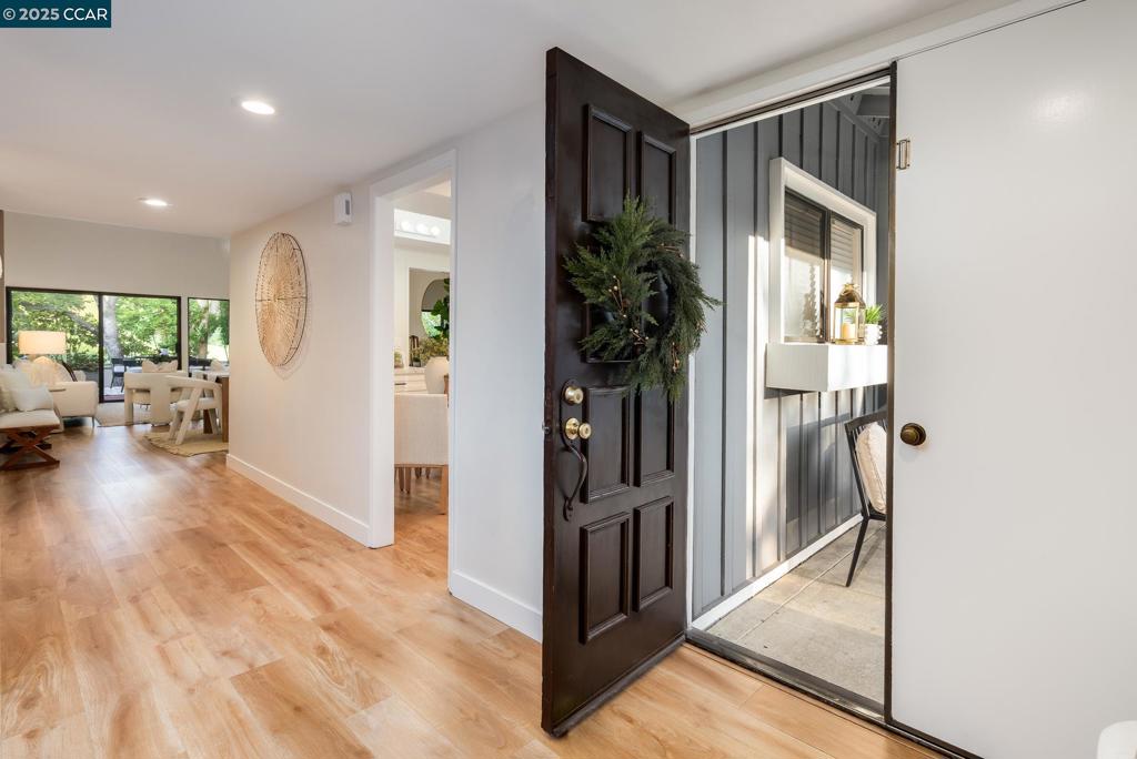 1942-1942 Rancho Verde Circle East Danville, CA 94526 - Photo 7 of 45