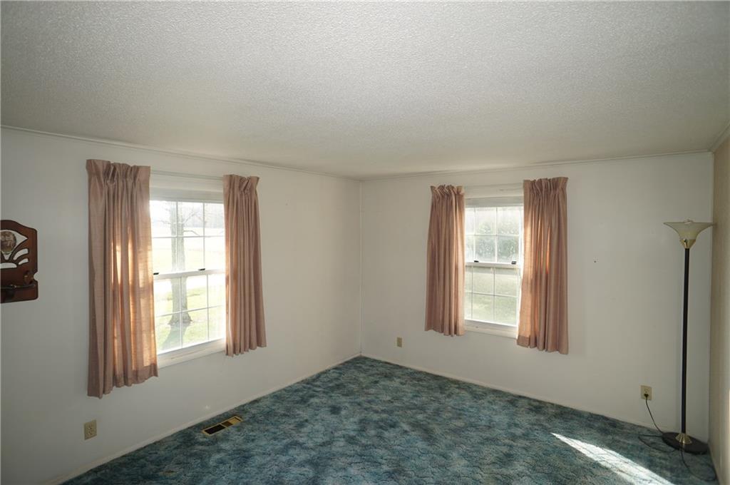 9882 Grelle Road Dillsboro, IN 47018 - Photo 6 of 22 Gallery Image 6