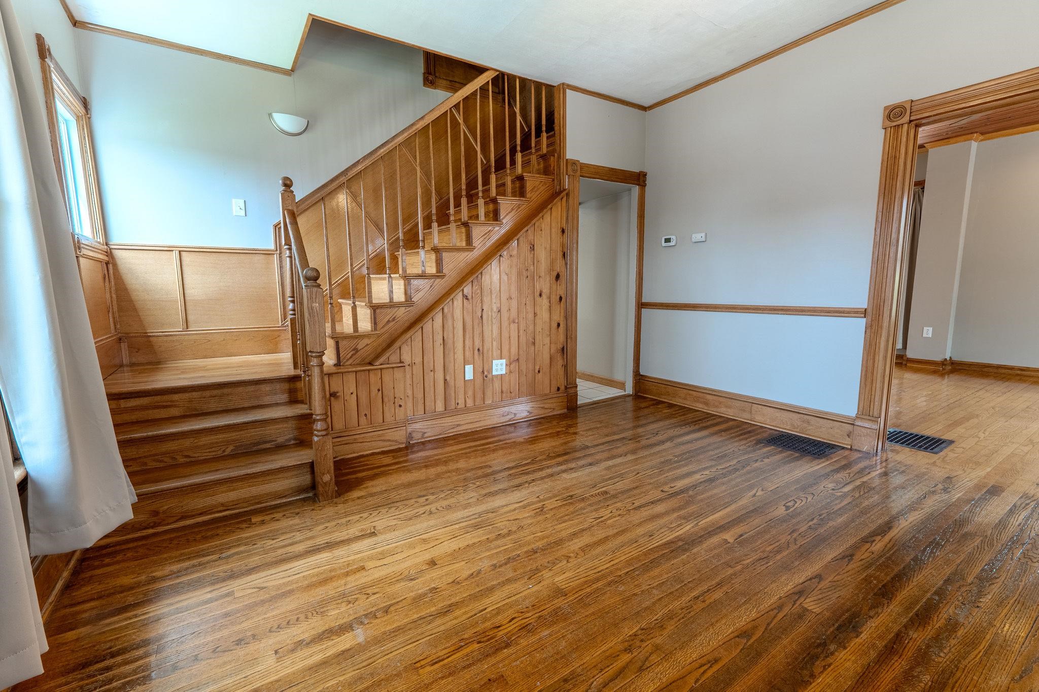403 1st Street Baraboo, WI 53913 - Photo 11 of 39