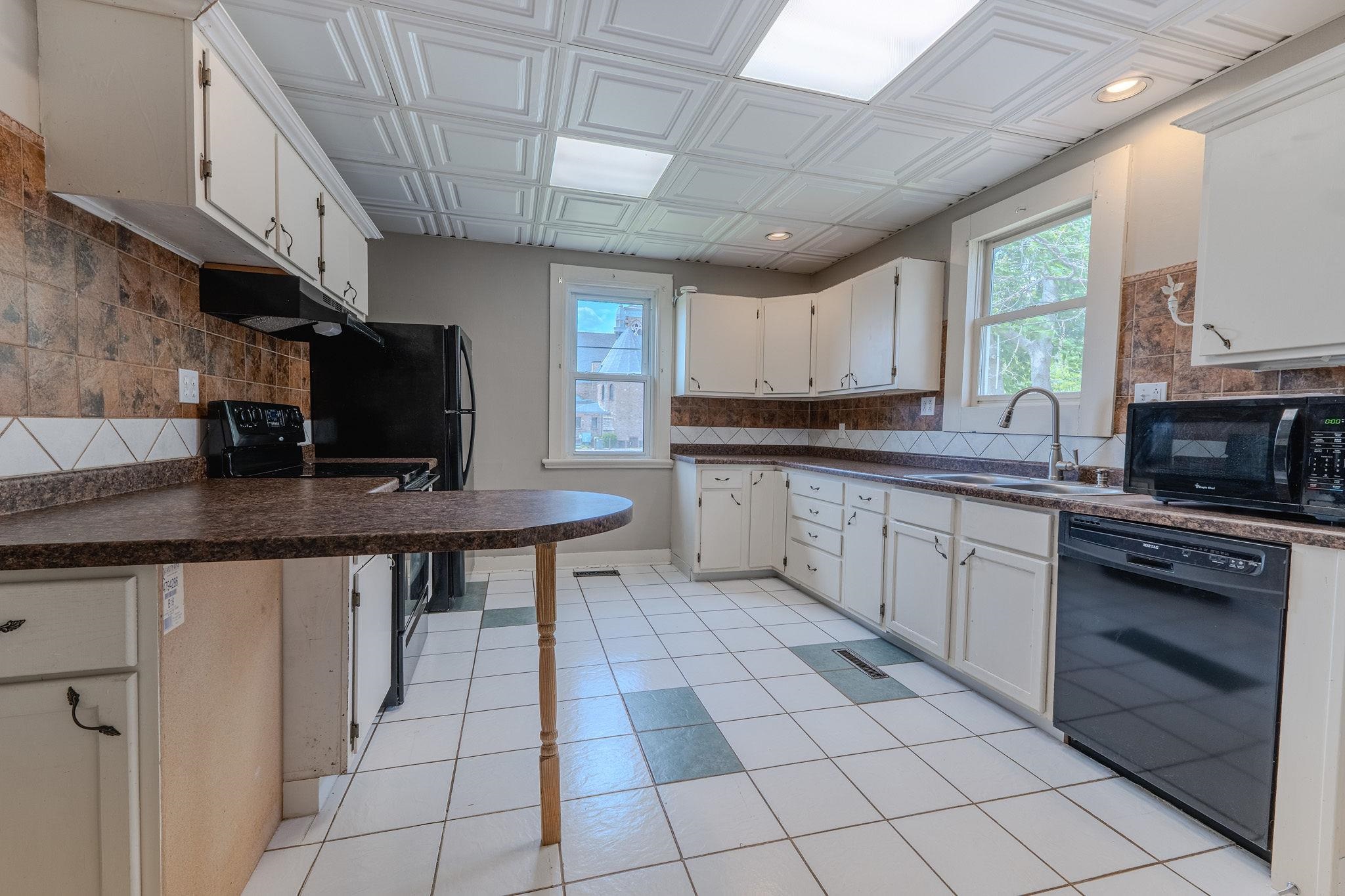403 1st Street Baraboo, WI 53913 - Photo 18 of 39