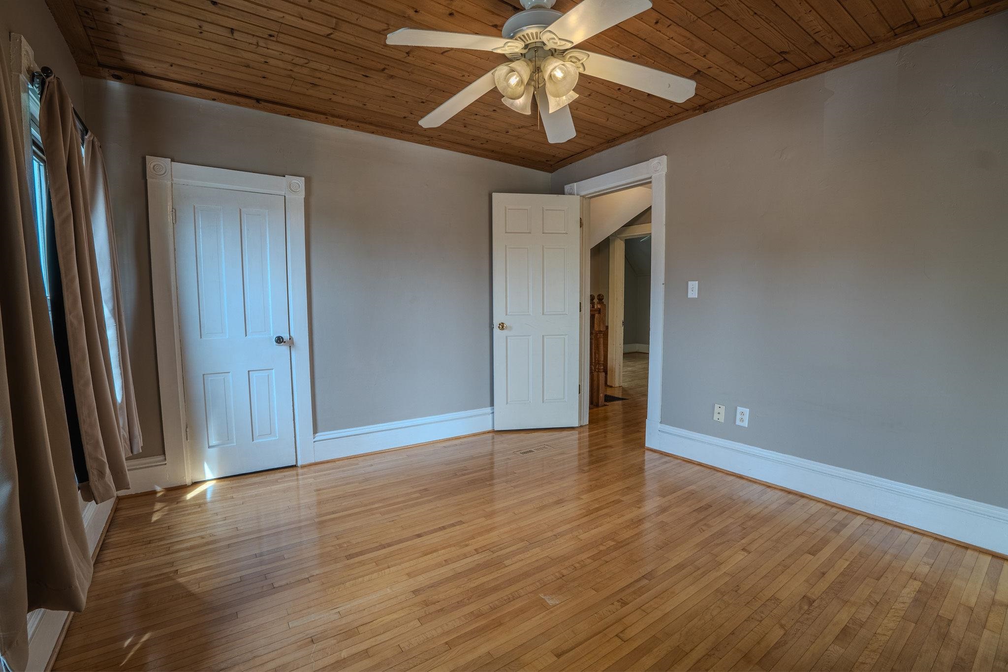 403 1st Street Baraboo, WI 53913 - Photo 23 of 39