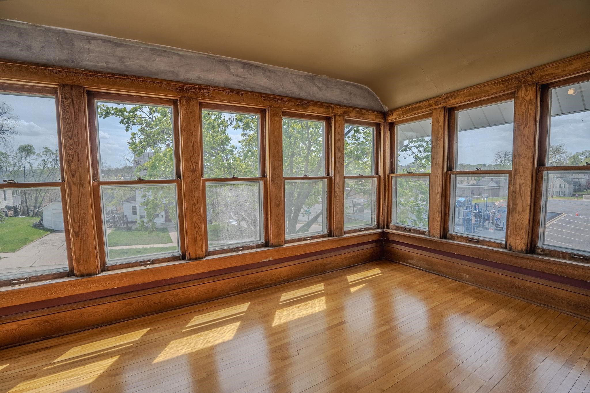 403 1st Street Baraboo, WI 53913 - Photo 25 of 39