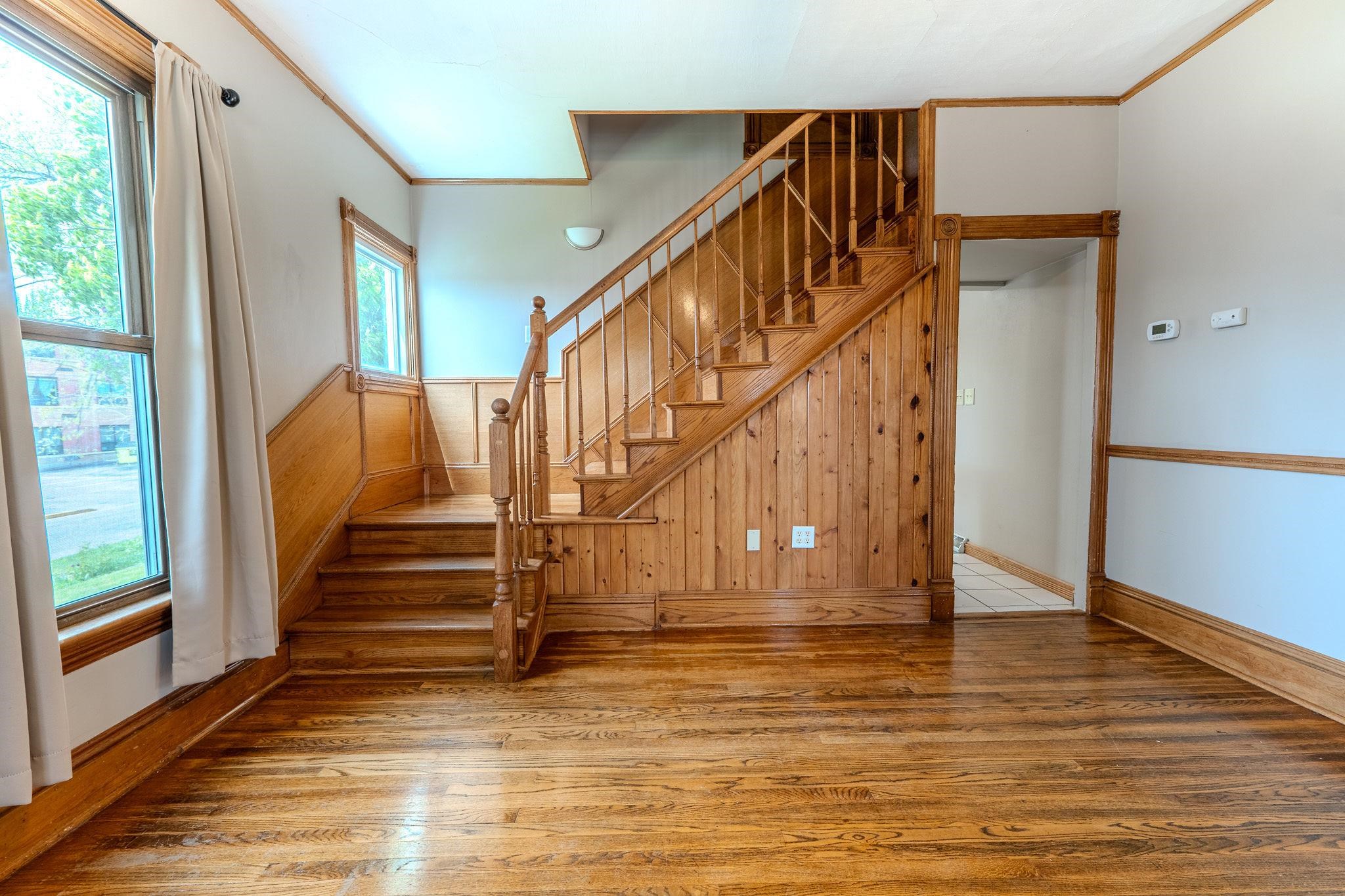 403 1st Street Baraboo, WI 53913 - Photo 10 of 39