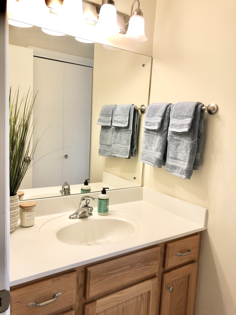 84 West Belvidere Road, Unit 301 Grayslake, IL 60030 - Photo 15 of 20