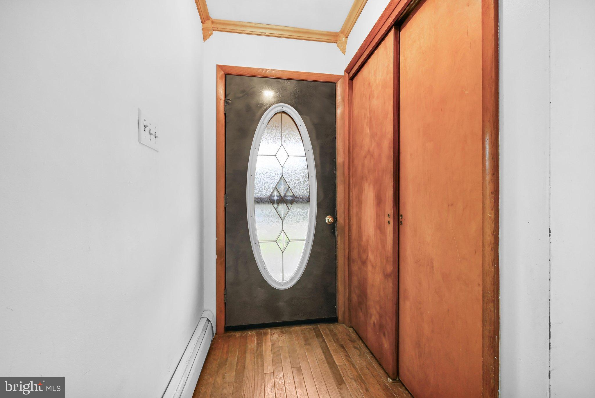 1899 Long Run Road Schuylkill Haven, PA 17972 - Photo 7 of 37 Foyer