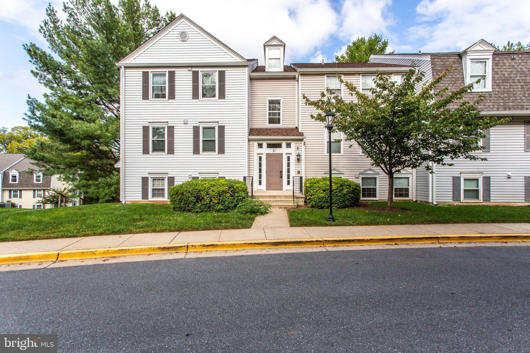 31 Pickering Court, Unit 2 Germantown, MD 20874 - Photo 3 of 66
