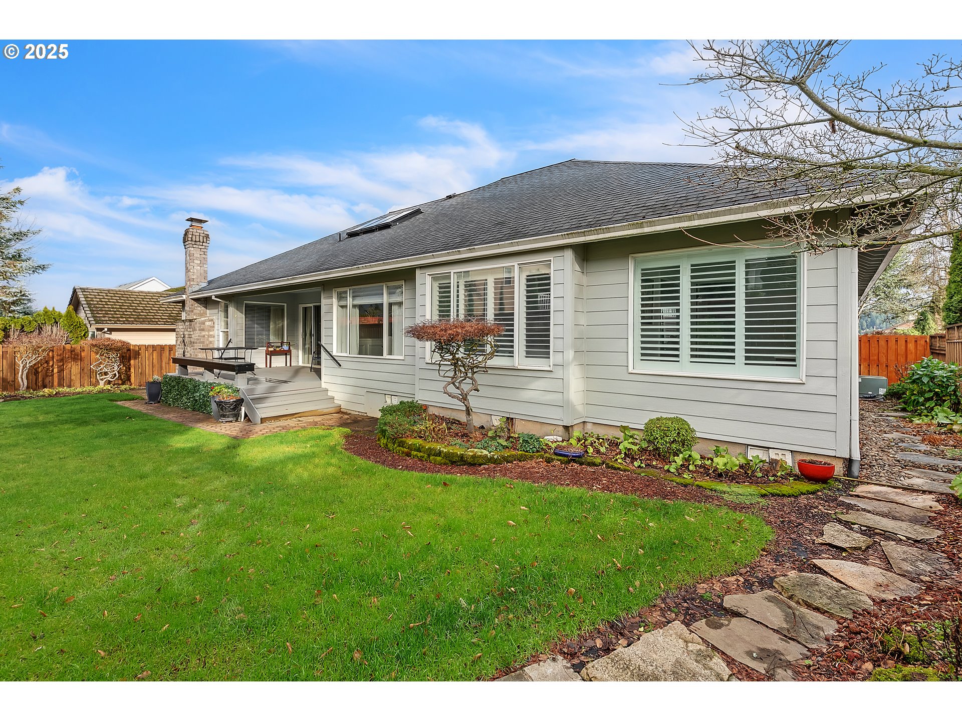 2463 Southwest Phyllis Drive Gresham, OR 97080 - Photo 27 of 34