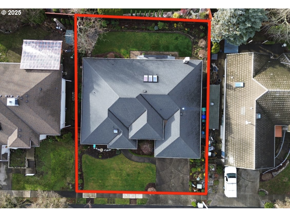 2463 Southwest Phyllis Drive Gresham, OR 97080 - Photo 32 of 34