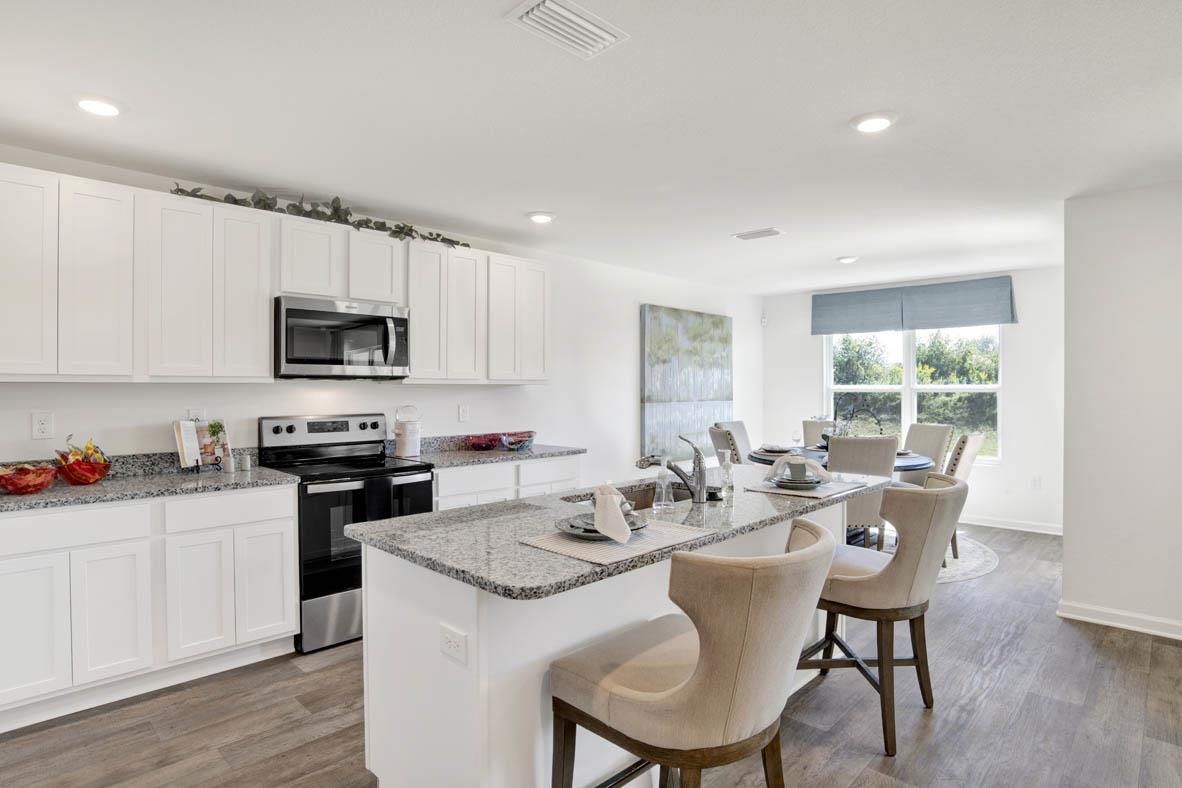 8880 Sea Star Circle Foley, AL 36535 - Photo 11 of 67 Kitchen