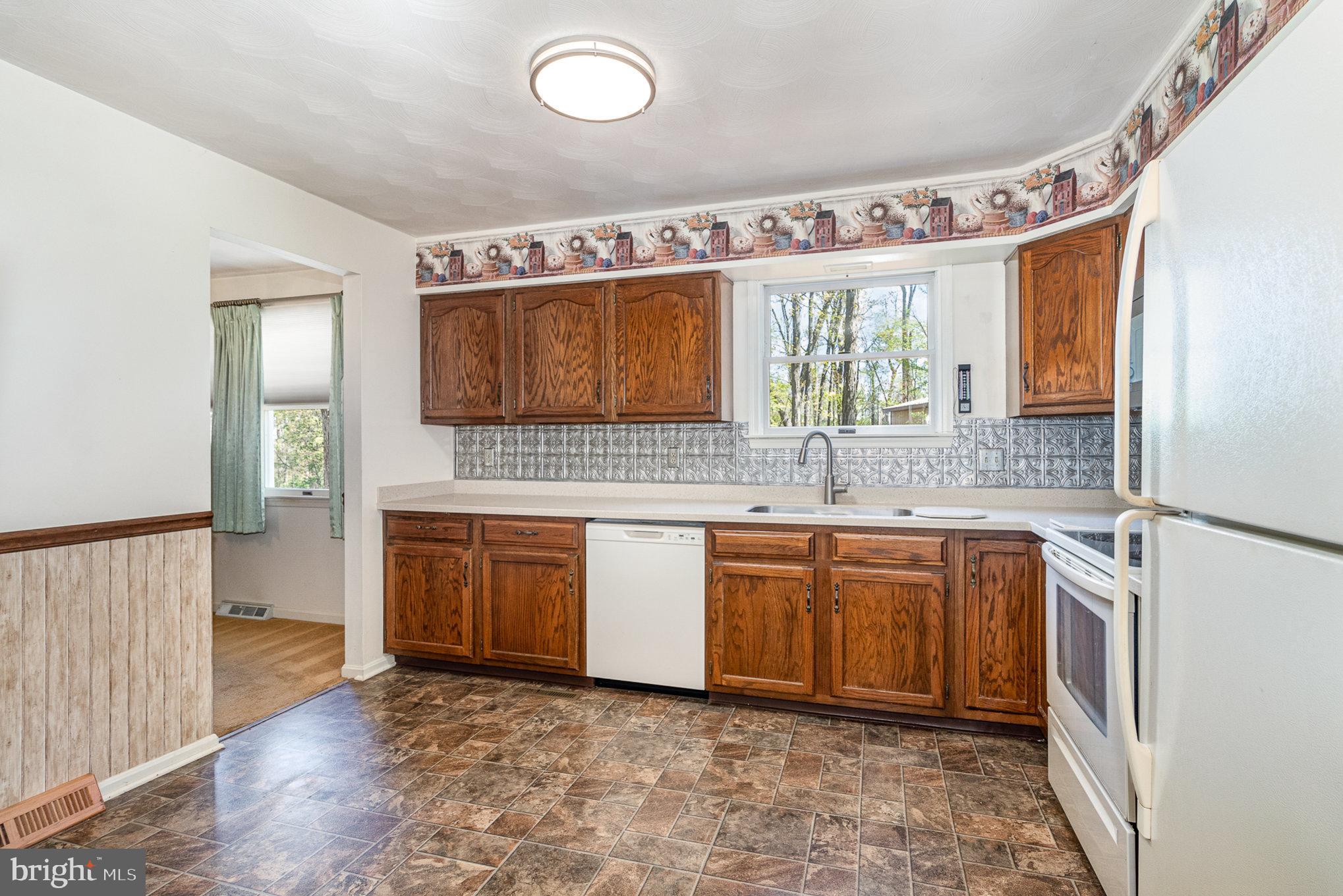 197 Ore Bank Road Dillsburg, PA 17019 - Photo 15 of 38 .