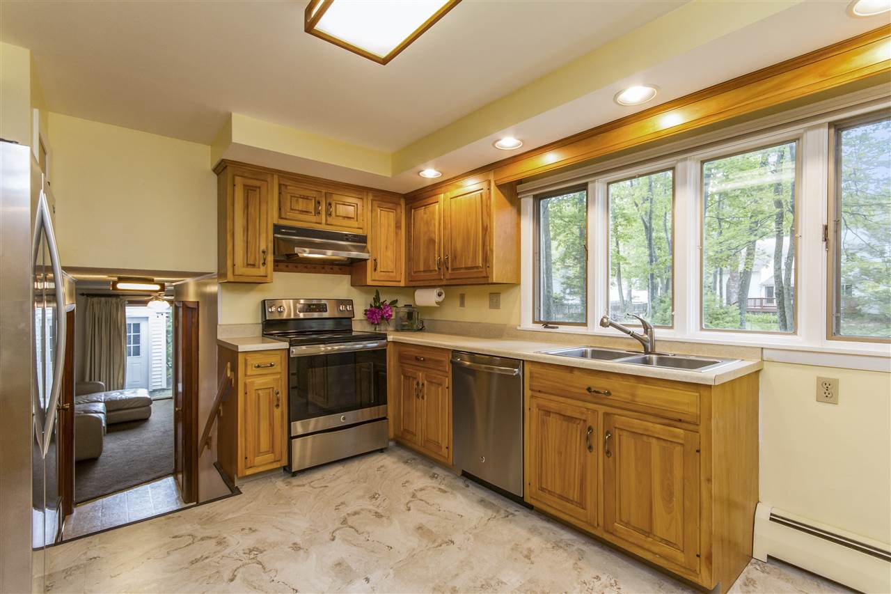 124 Lille Road Nashua, NH 03062 - Photo 14 of 40