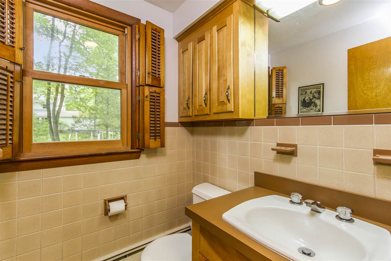 124 Lille Road Nashua, NH 03062 - Photo 24 of 40