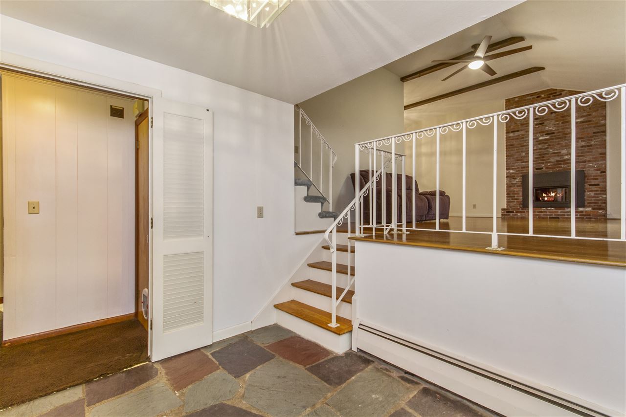 124 Lille Road Nashua, NH 03062 - Photo 4 of 40