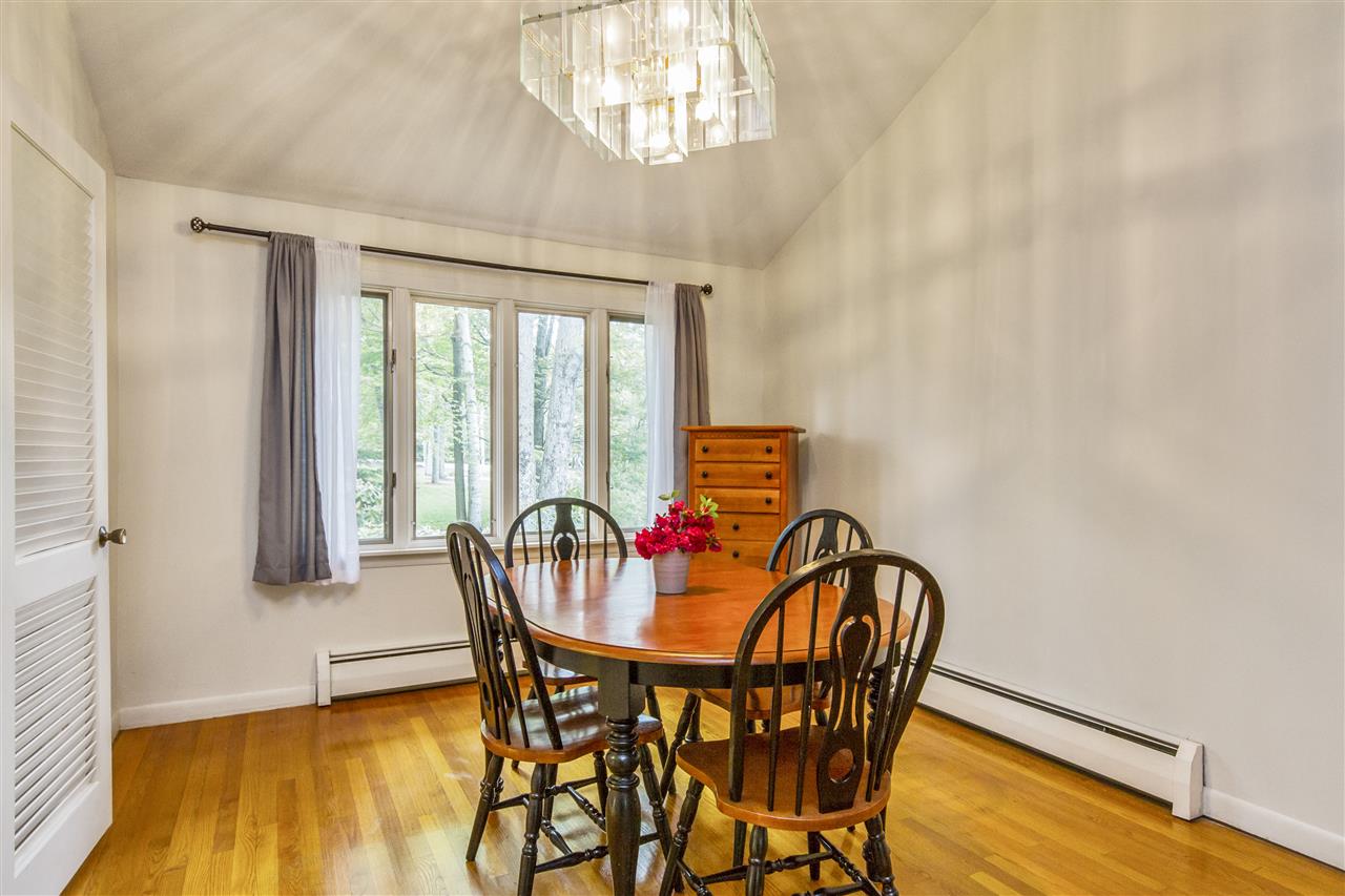 124 Lille Road Nashua, NH 03062 - Photo 10 of 40
