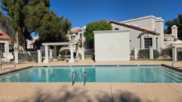 $350,000 | 1717 East Union Hills Drive, Unit 1095, Phoenix, AZ 85024