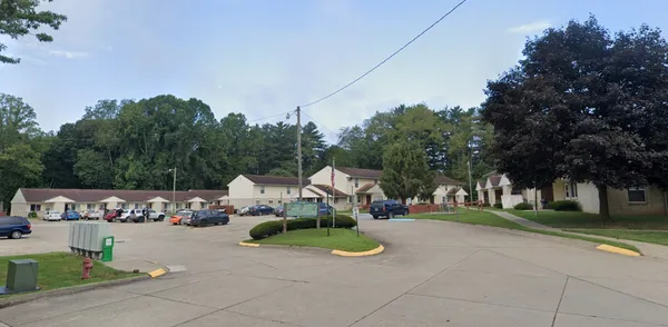 $580 | 1008 Hayden Place, Logan, OH 43138