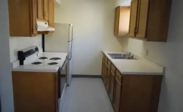 $580 | 1008 Hayden Place, Logan, OH 43138