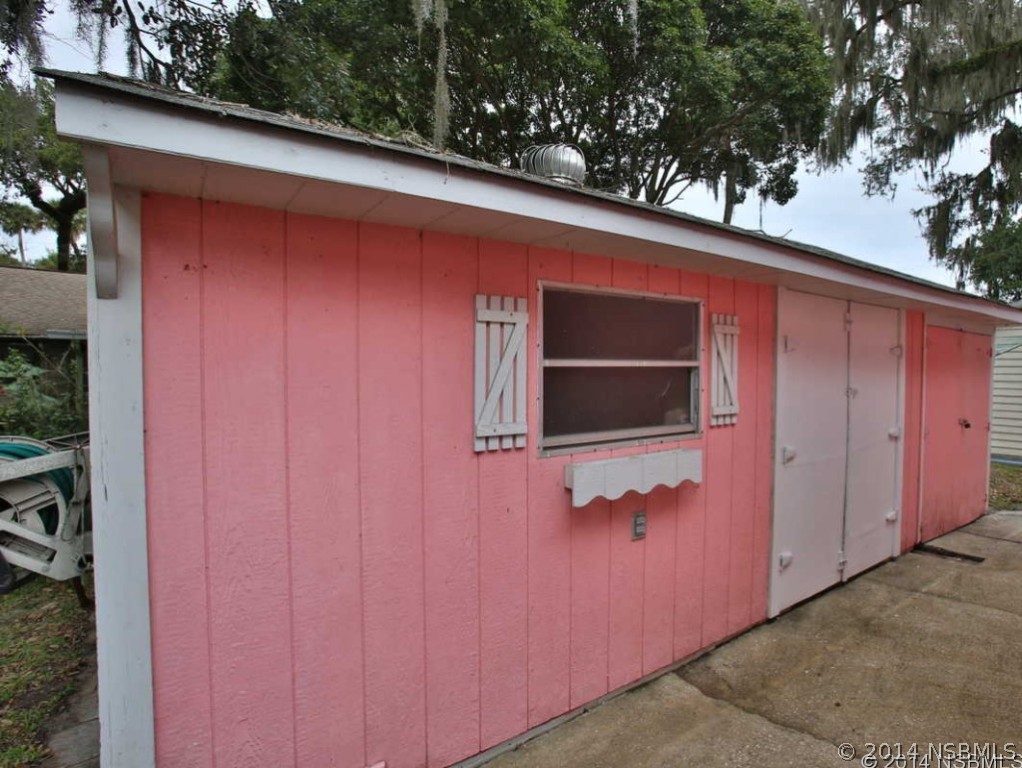 121 Oak Ridge Avenue Edgewater, FL 32132 - Photo 21 of 24 Gallery Image 21