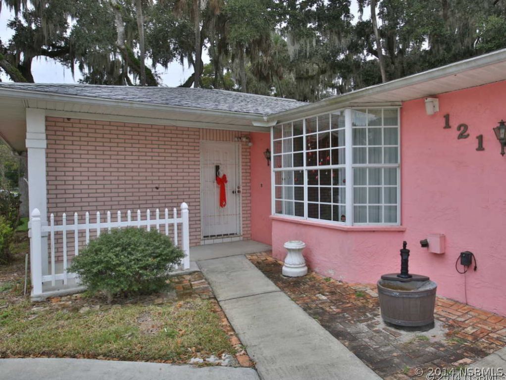 121 Oak Ridge Avenue Edgewater, FL 32132 - Photo 3 of 24 Gallery Image 3