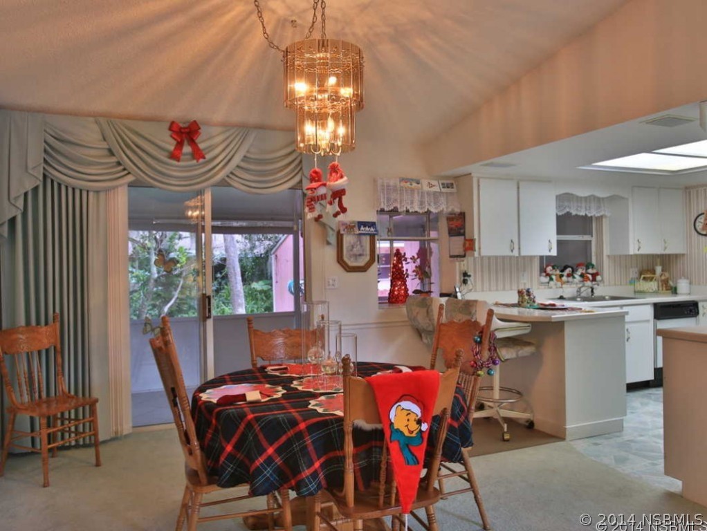 121 Oak Ridge Avenue Edgewater, FL 32132 - Photo 8 of 24 Gallery Image 8
