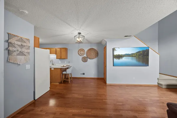 $225,000 | 1012 Larkspur Lane, Waconia, MN 55387